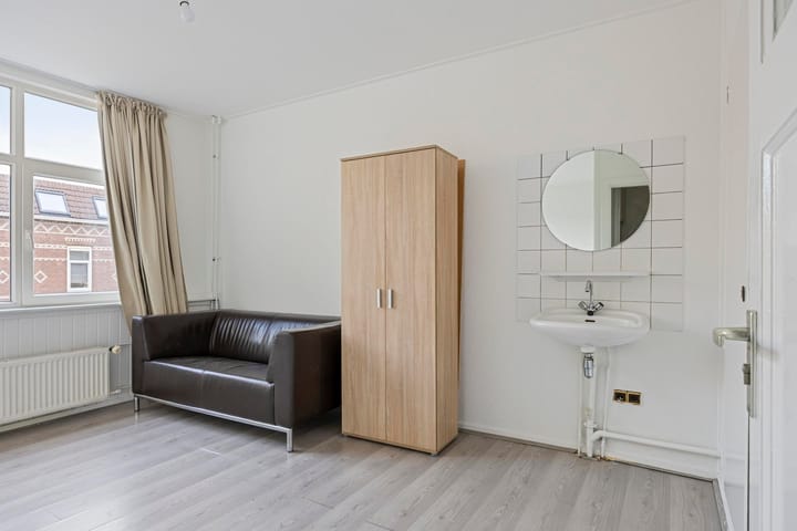 Foto 9 van Rozenburgsestraat 14-A