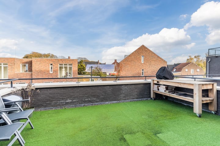 Foto 18 van President Kennedylaan 163