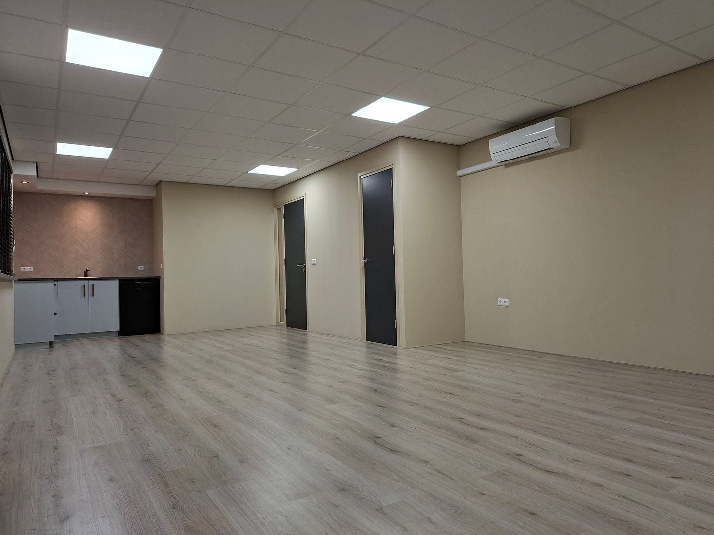 Bekijk foto 4 van Bouwstraat 25-d