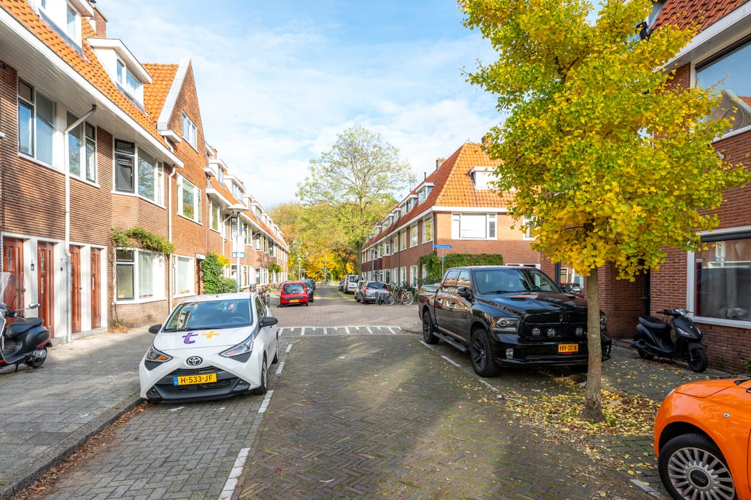 Photo 37 of Morelstraat 65