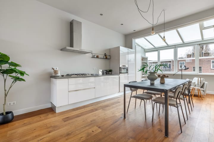 Photo 4 of Admiraal De Ruijterweg 263-3