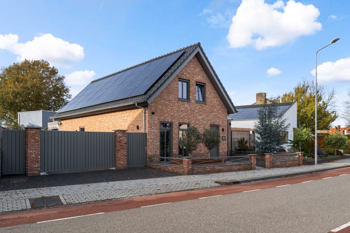 Photo 1 of Dorpstraat 9-A