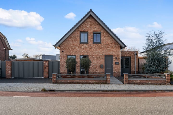 Photo 7 of Dorpstraat 9-A