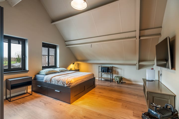 Photo 37 of Dorpstraat 9-A