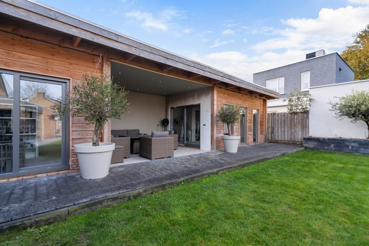 Photo 48 of Dorpstraat 9-A