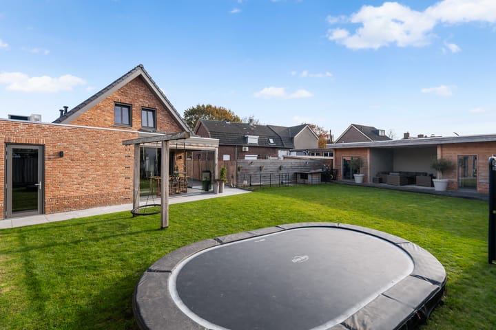 Photo 44 of Dorpstraat 9-A