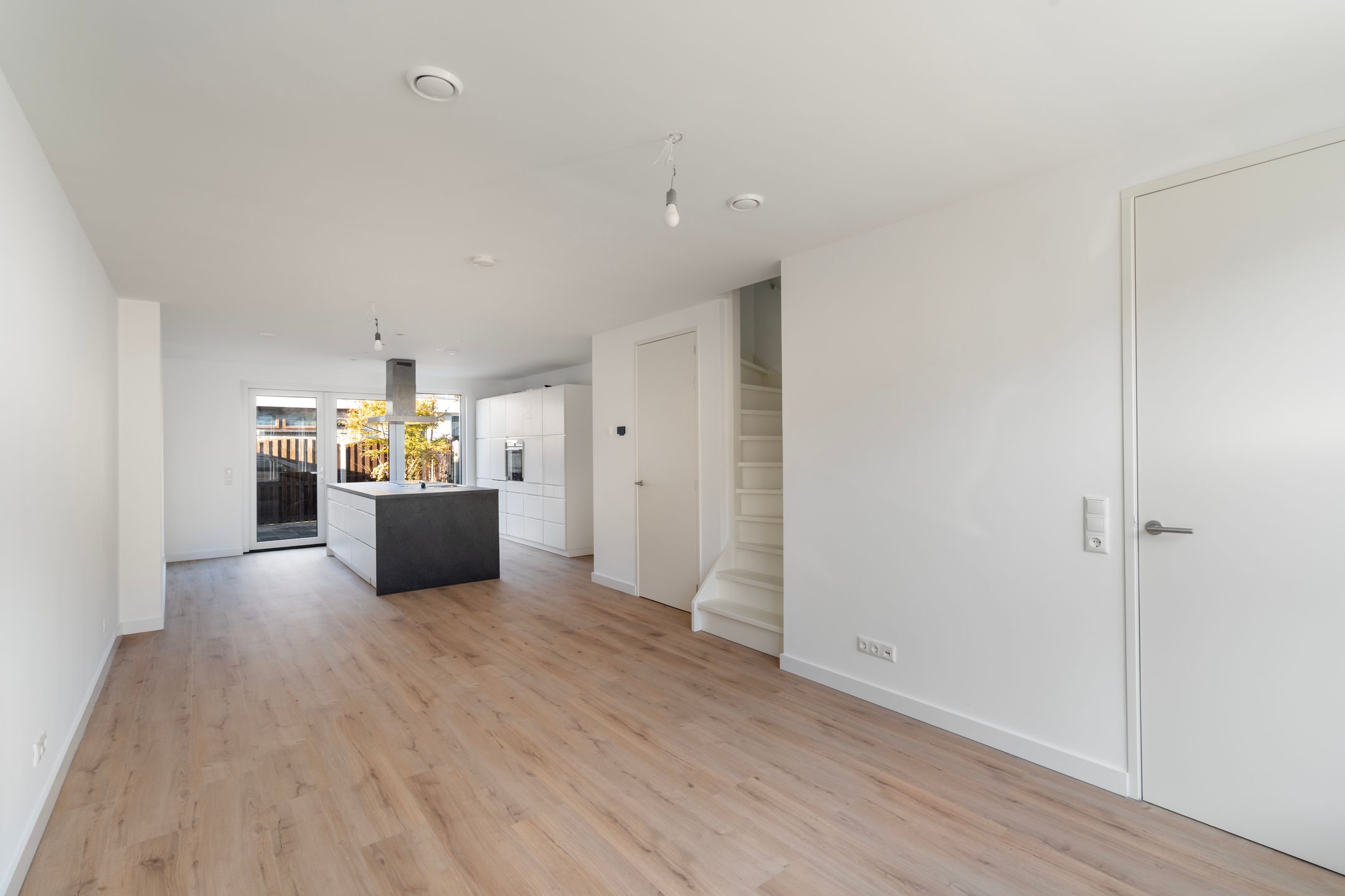 Foto 15 van Middelharnissestraat 16