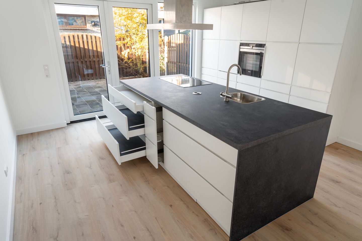 Foto 25 van Middelharnissestraat 16