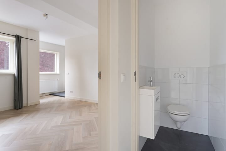 Foto 16 van Wilhelminapark 139-E