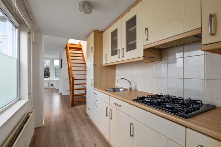 Photo 11 of Boerhaavestraat 63