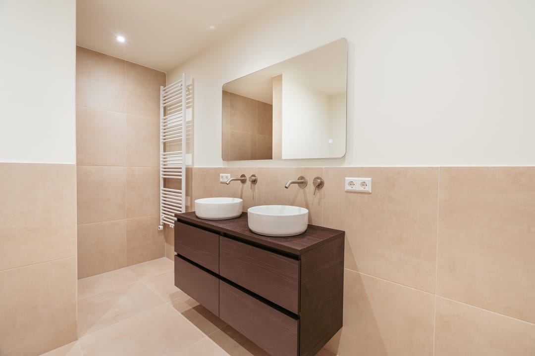 Photo 37 of Emmastraat 15-H