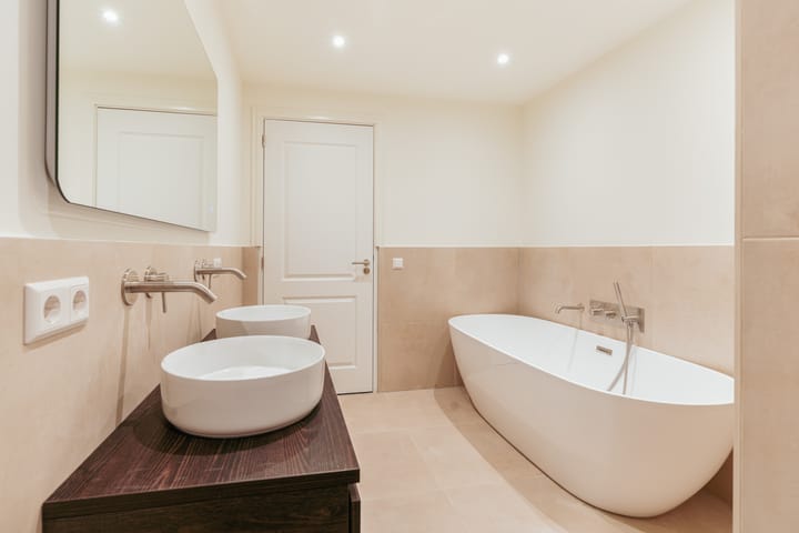 Photo 38 of Emmastraat 15-H