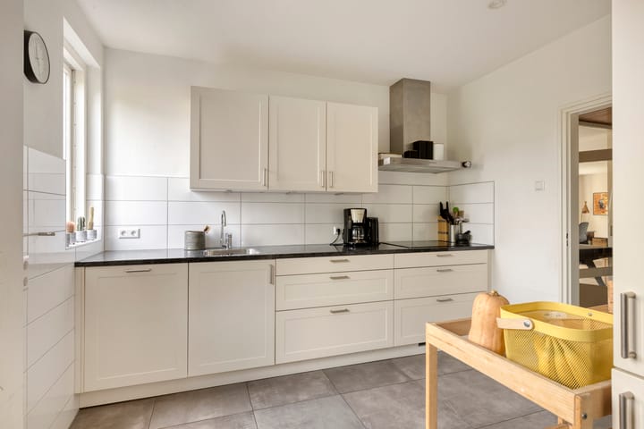 Photo 19 of Zuidwelleweg 3