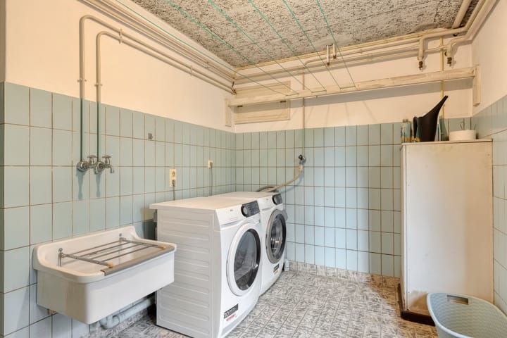 Photo 30 of Zuidwelleweg 3