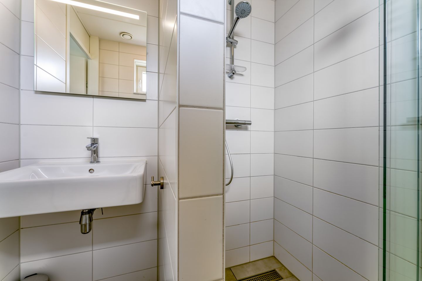 Photo 14 of Zeedijk 24-301