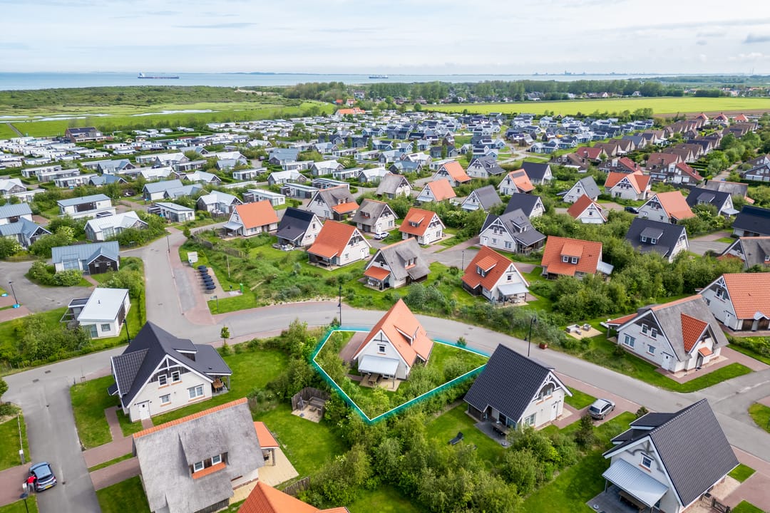 Photo 2 of Zeedijk 24-301