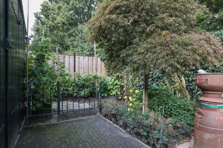 Photo 38 of Kabof 131