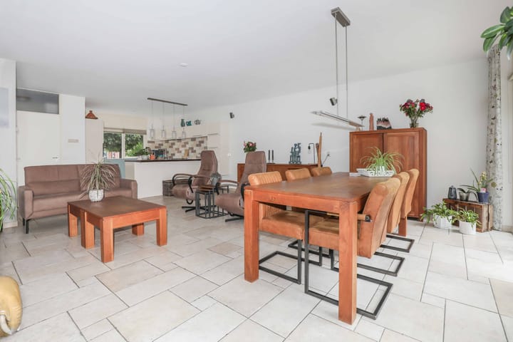 Photo 9 of Kabof 131