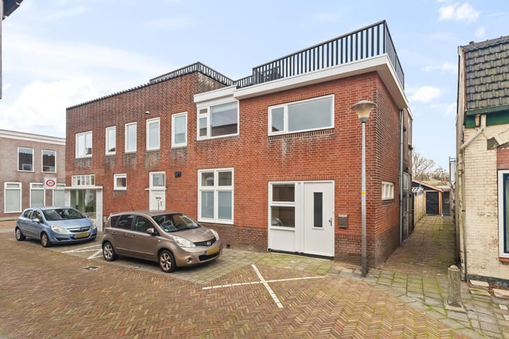 Photo 2 of De Ruijterstraat 34-A1