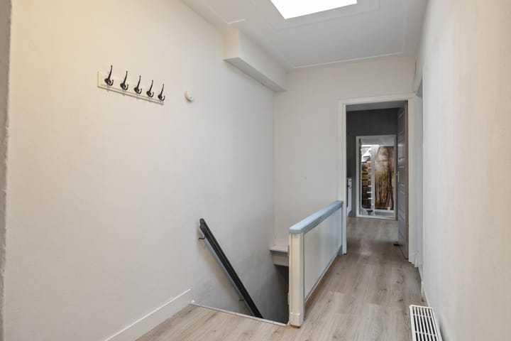 Photo 5 of De Ruijterstraat 34-A1