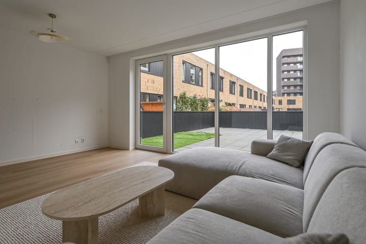 Photo 9 of Clothildestraat 3