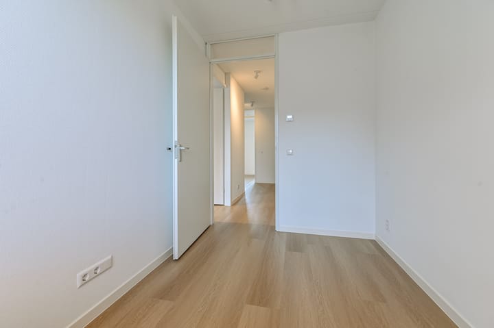 Photo 17 of Clothildestraat 3