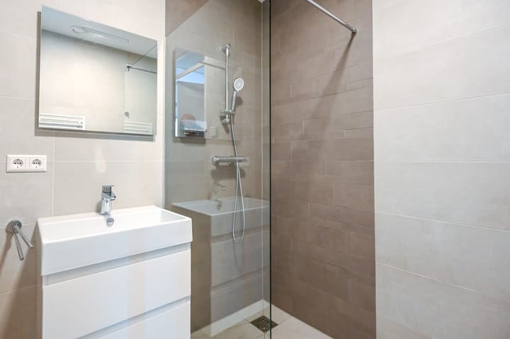 Photo 22 of Clothildestraat 3