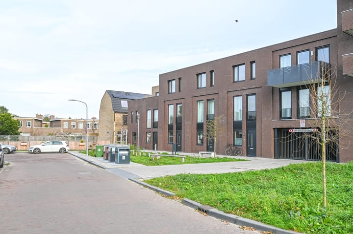 Photo 36 of Clothildestraat 3