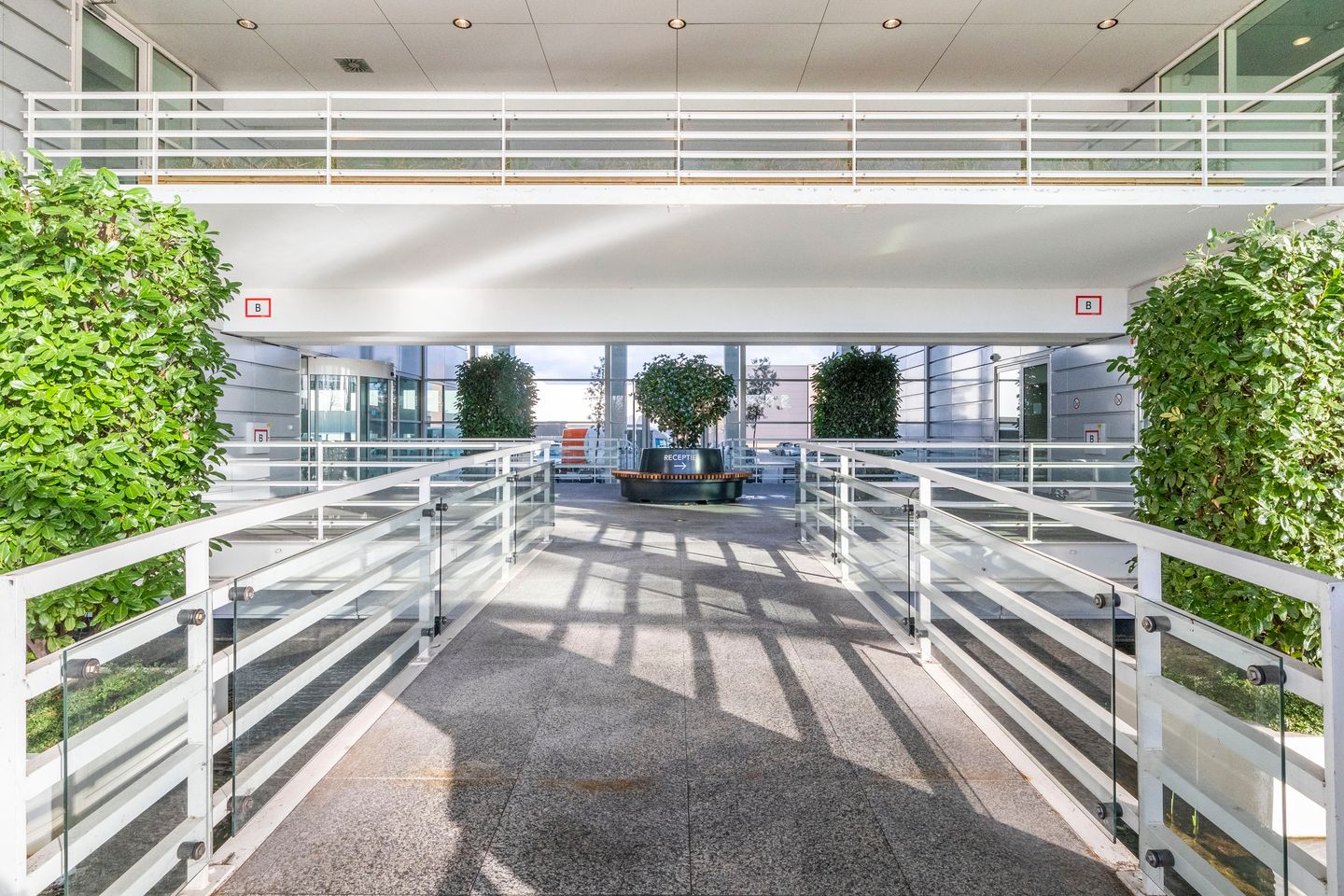 View photo 4 of Reactorweg 47