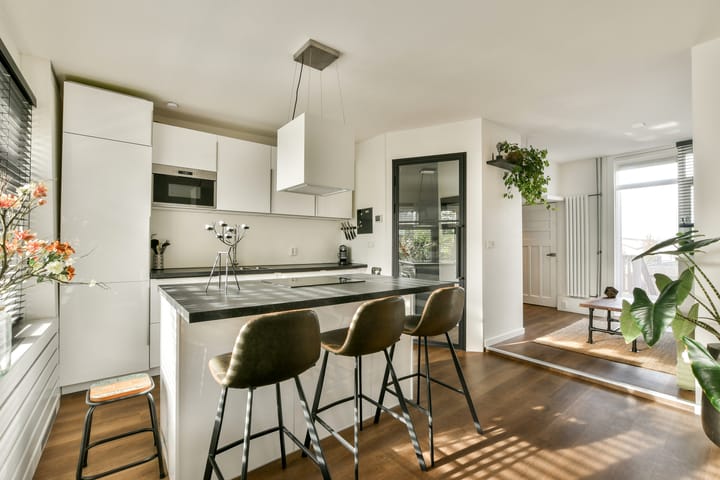 Photo 9 of Oosteinderweg 407