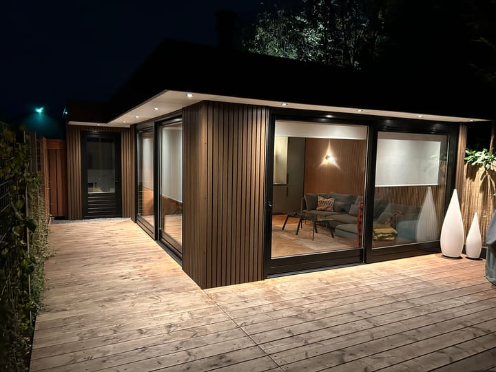 Photo 48 of Oosteinderweg 407