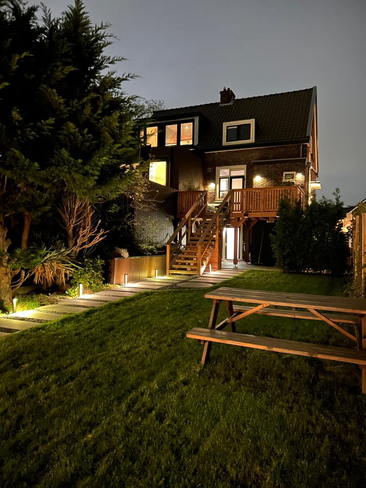 Photo 49 of Oosteinderweg 407