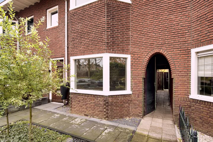 Photo 2 of Houtse Parallelweg 46