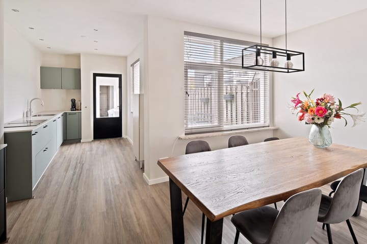 Foto 12 van Houtse Parallelweg 46