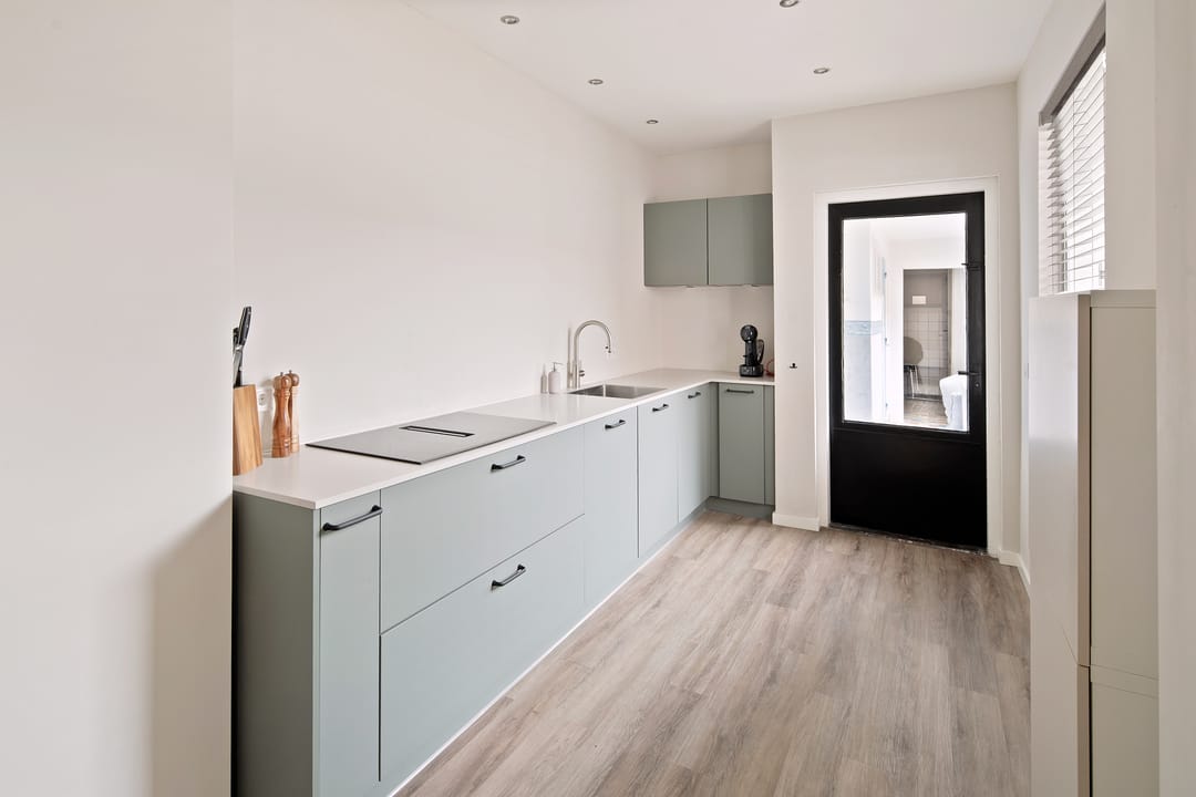 Foto 16 van Houtse Parallelweg 46