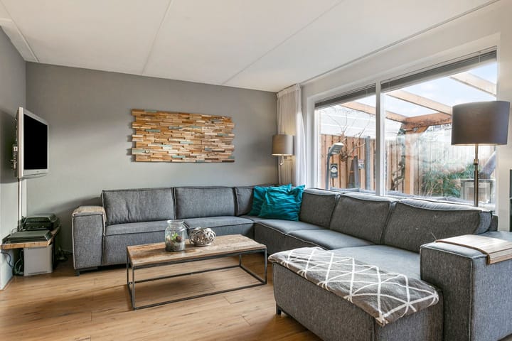 Photo 3 of Den Uylstraat 1