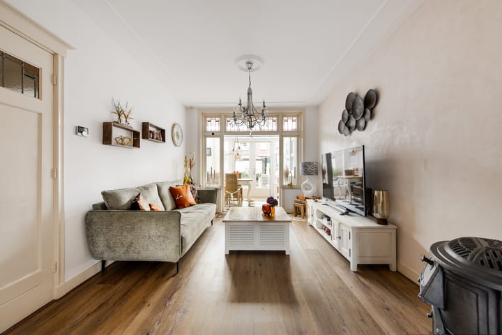 Photo 7 of Batavierenplantsoen 48