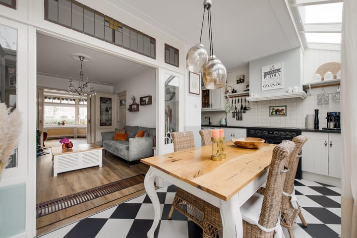 Photo 13 of Batavierenplantsoen 48