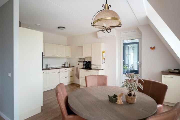 Photo 11 of Brink 32