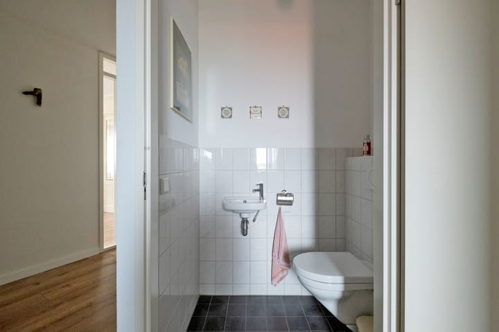 Photo 26 of Brink 32