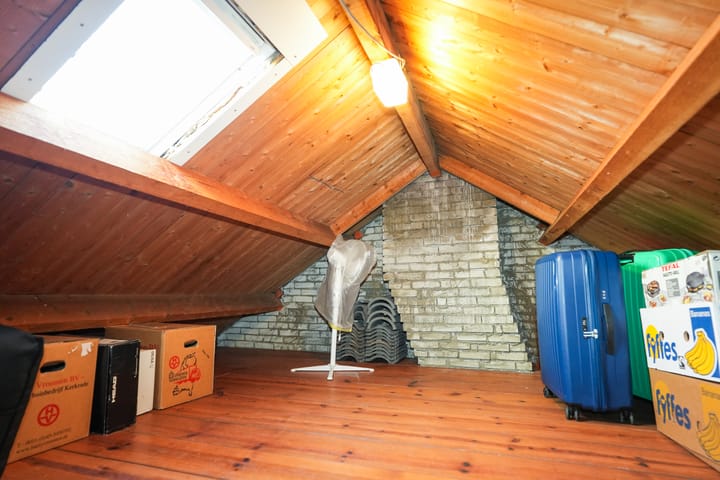 Photo 35 of Alverstraat 7