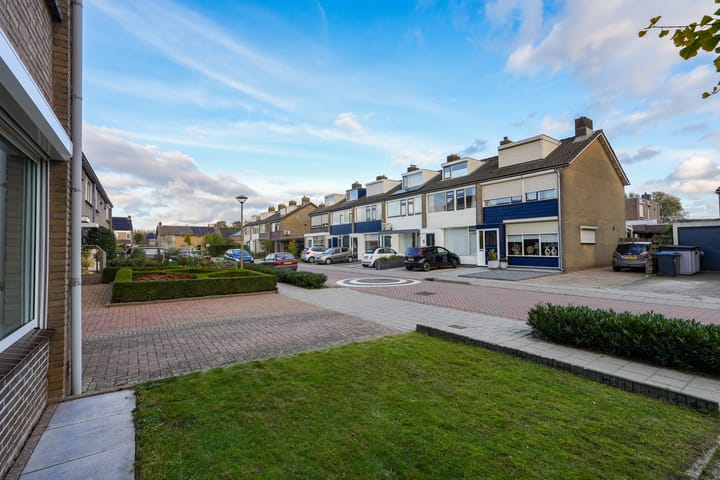 Photo 38 of Alverstraat 7