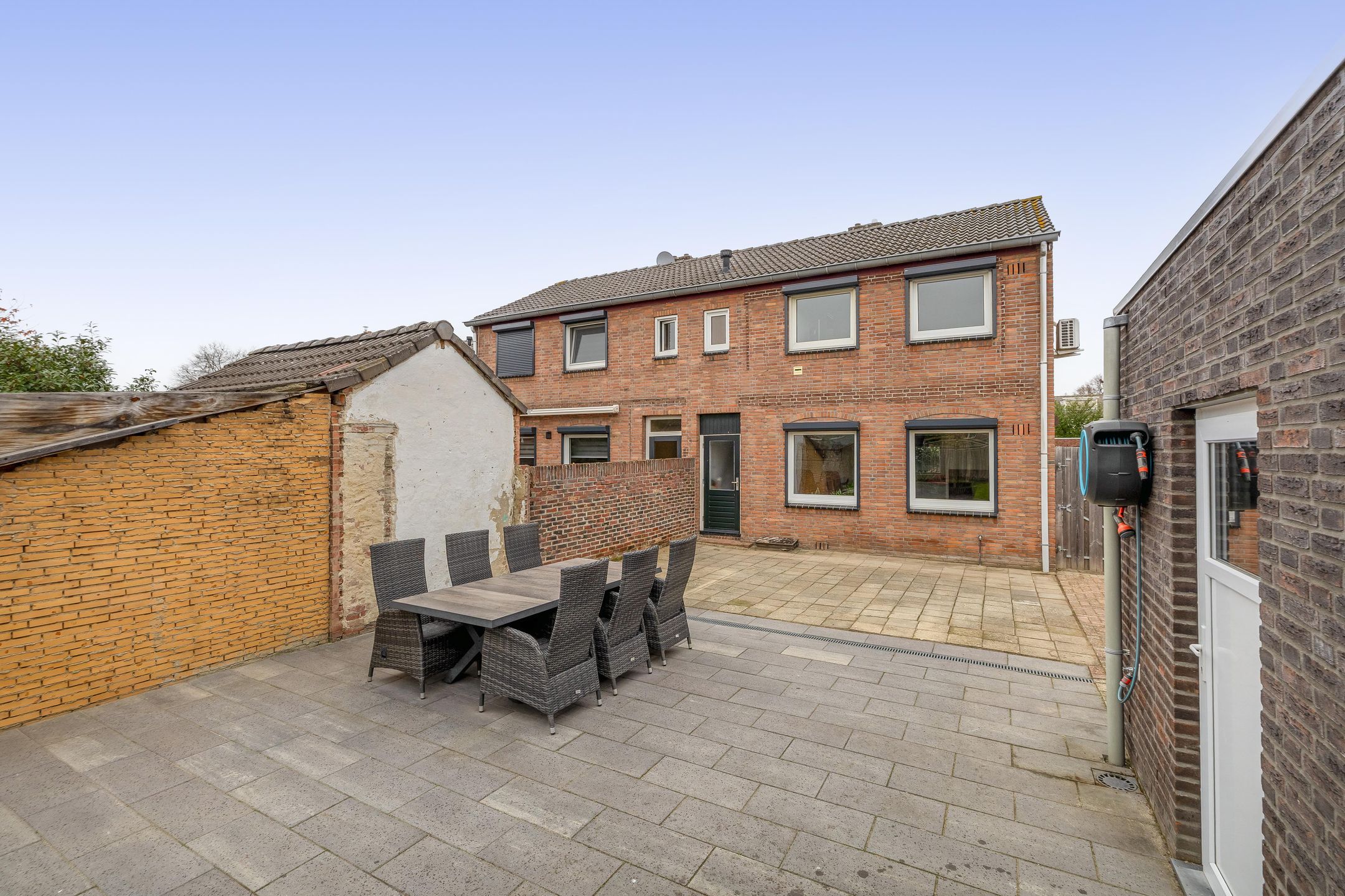 Photo 18 of Wilhelminastraat 42