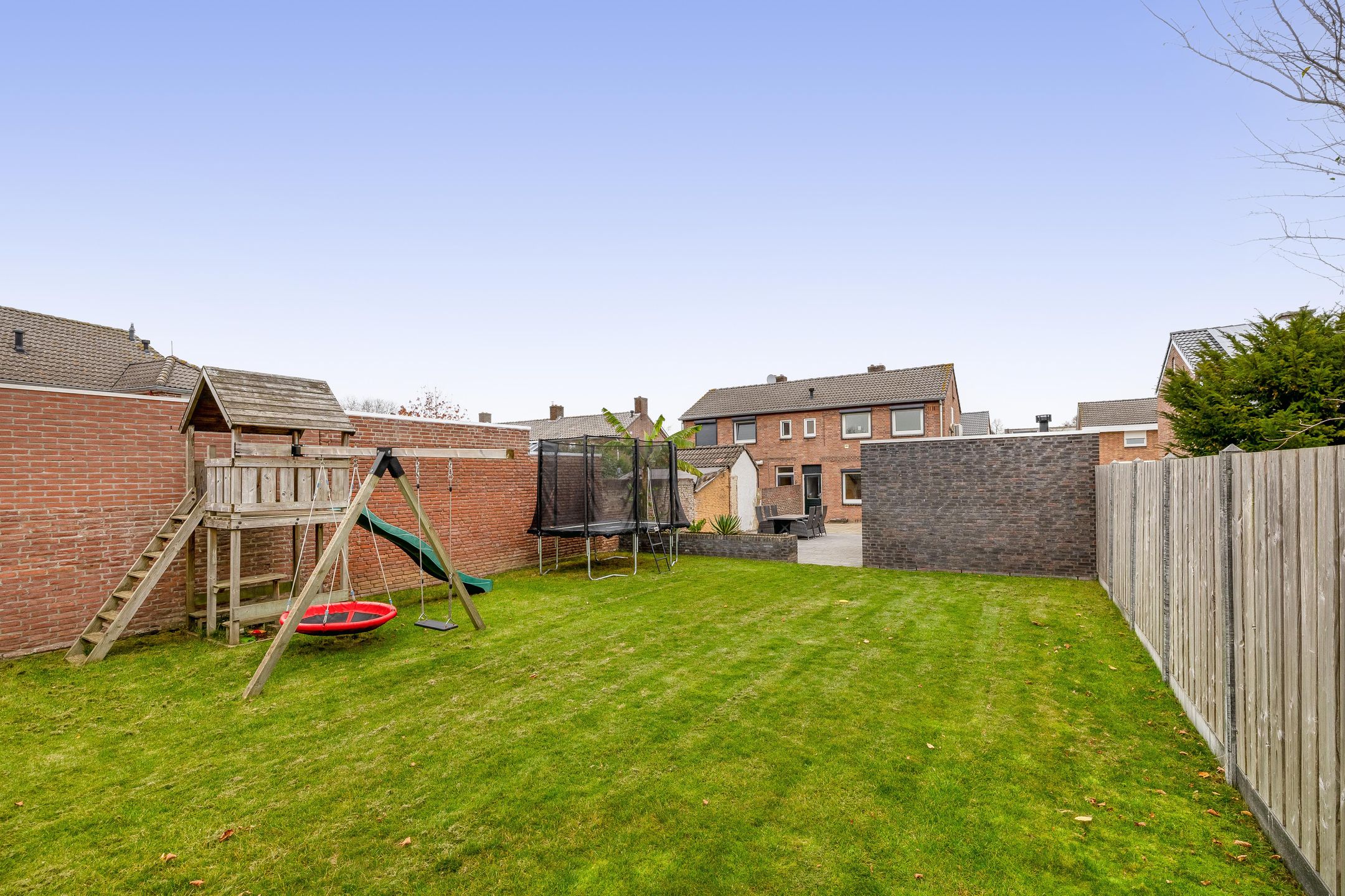 Photo 21 of Wilhelminastraat 42