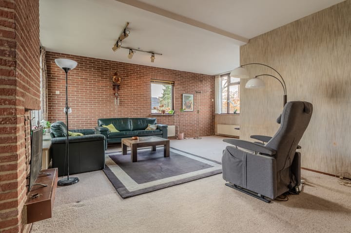 Photo 13 of Tiros 16