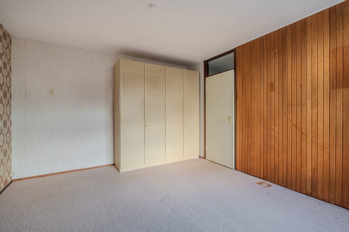 Photo 24 of Tiros 16