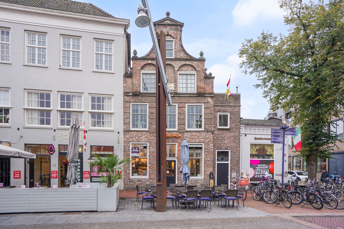 Bekijk foto 2 van Visstraat 46