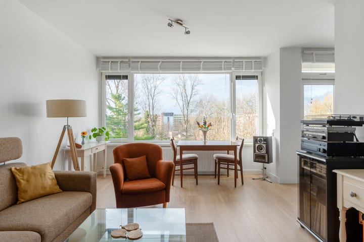 Foto 5 van Van der Helmstraat 261