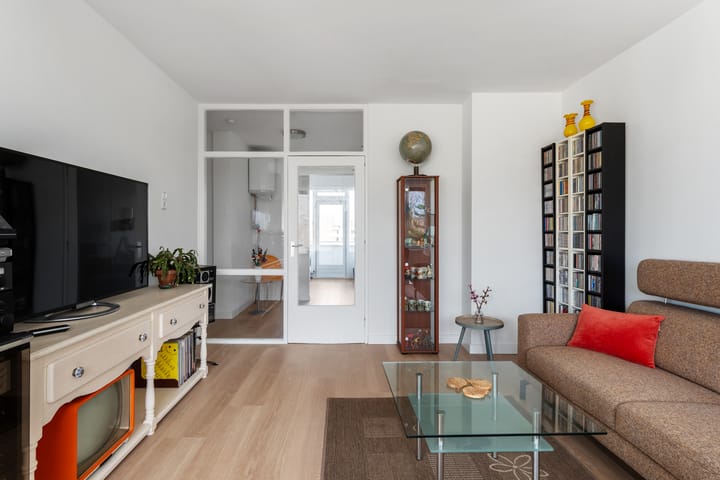 Foto 6 van Van der Helmstraat 261