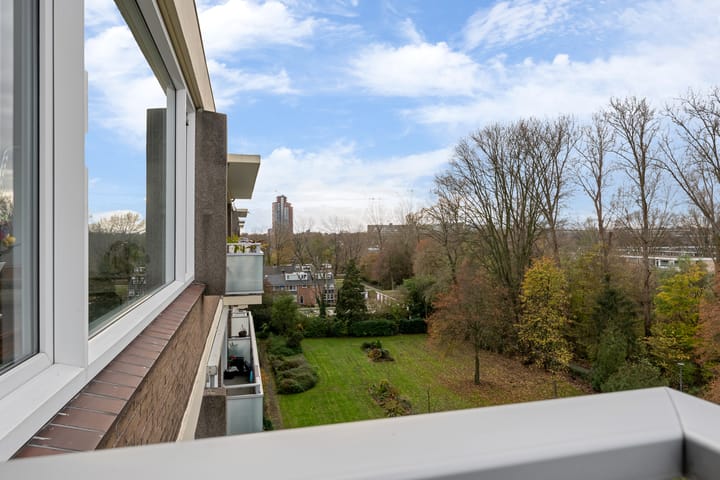 Foto 31 van Van der Helmstraat 261